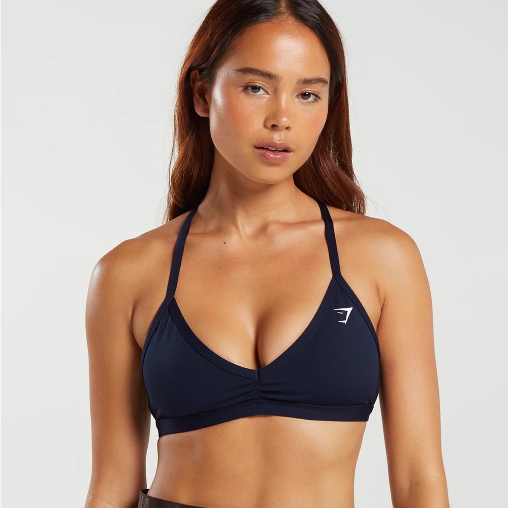 Gymshark minimal sport bra M -light support blue new with tag